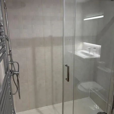 Bahia Blanca Pool Tennis Apartment